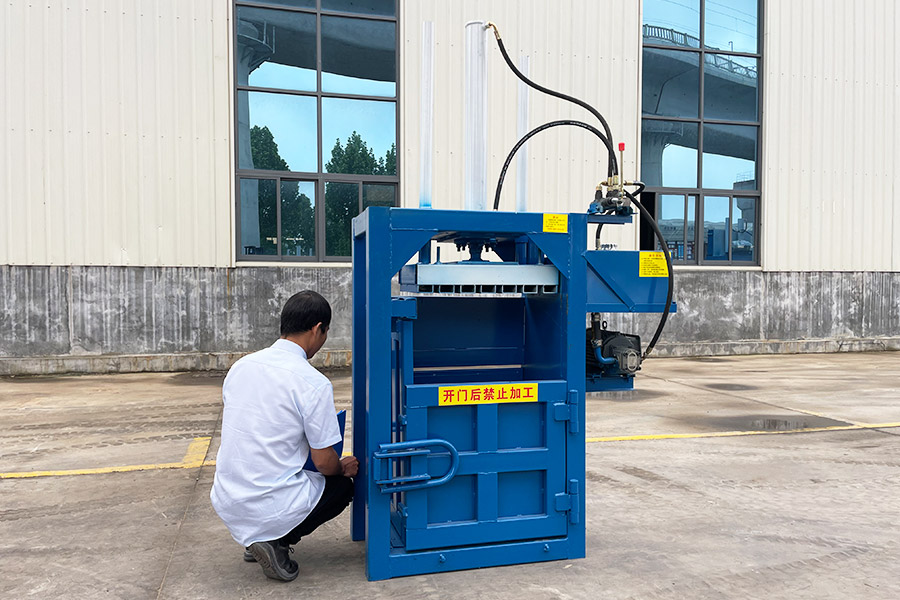 立式打包機4 立式打包機4